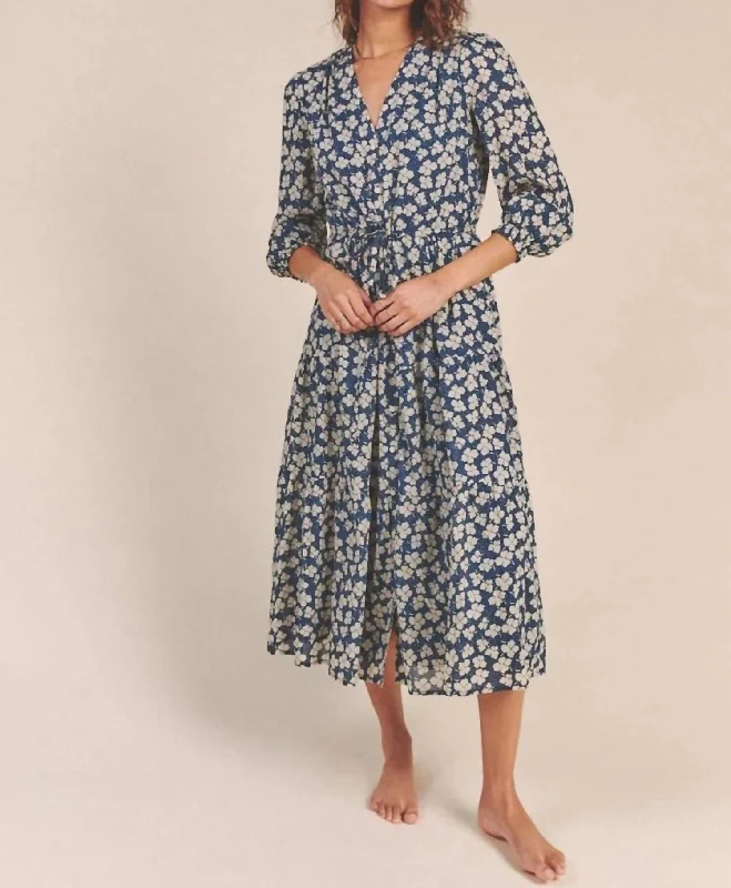 Women's Seasonal Fashion Trends Ainsley "B" Dress in Une Fleur Print