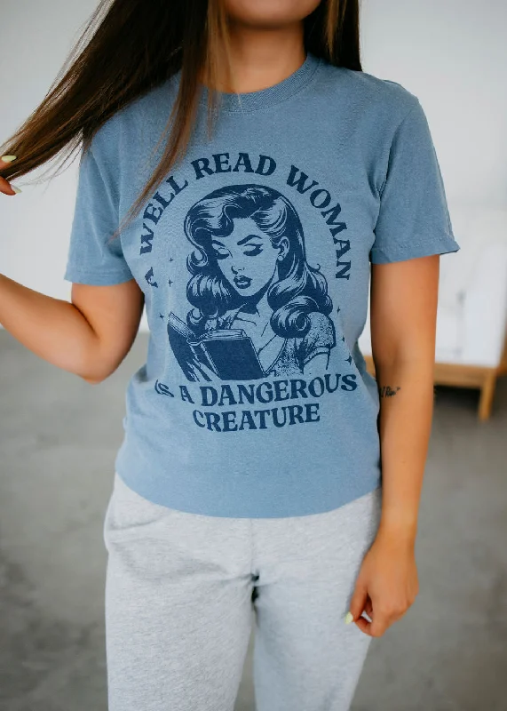 Luxury Women's Fashion A Well Read Woman Graphic Tee