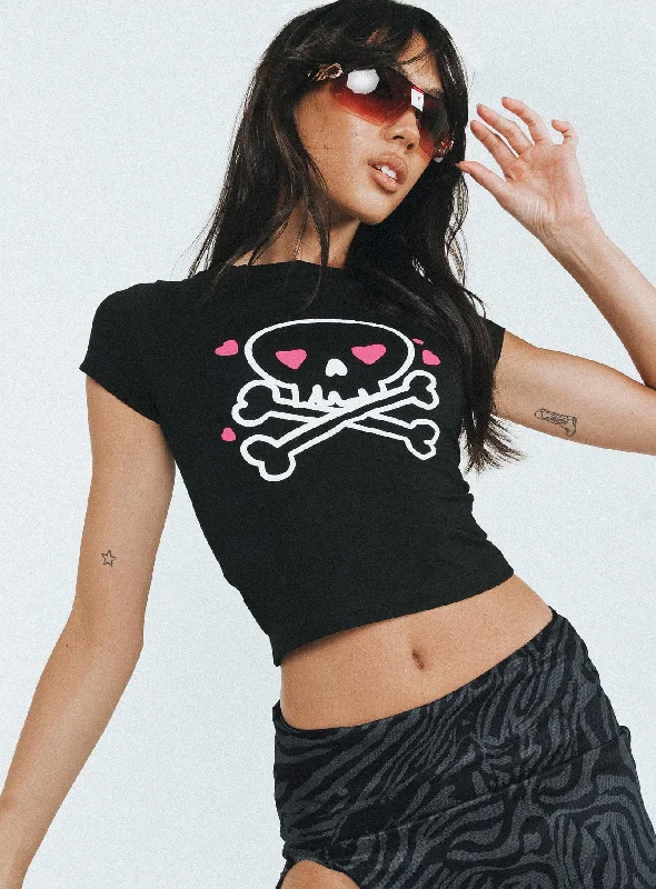 Edgy Fashion Y2K Skull Graphic Tee Black