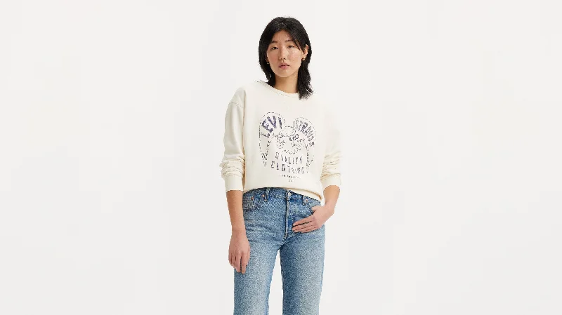 Women's Trendy Outfits Levi's® Women's Graphic Signature Crewneck Sweatshirt